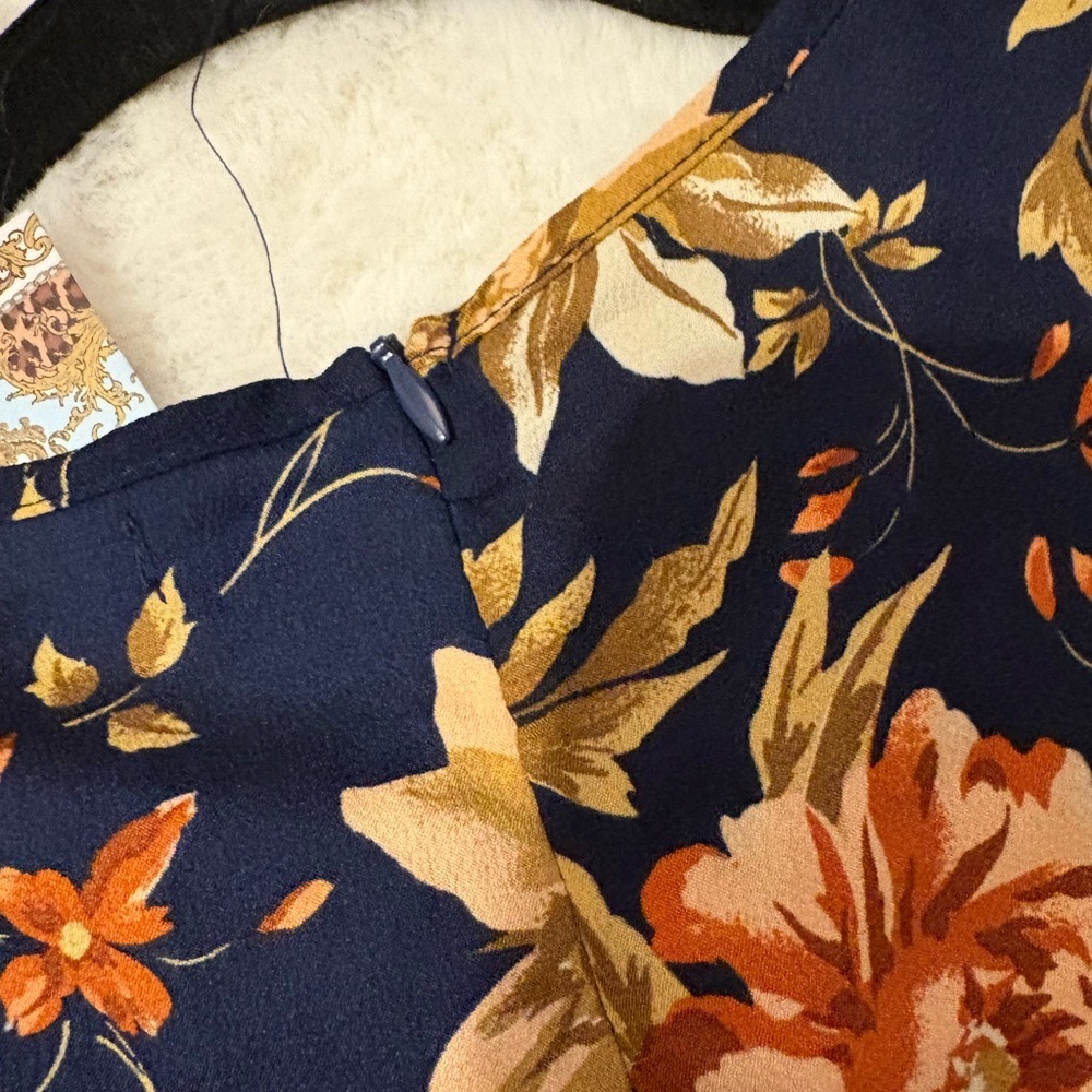Boohoo Navy Floral Long Sleeve Dress sze 12 - Picture 8 of 8